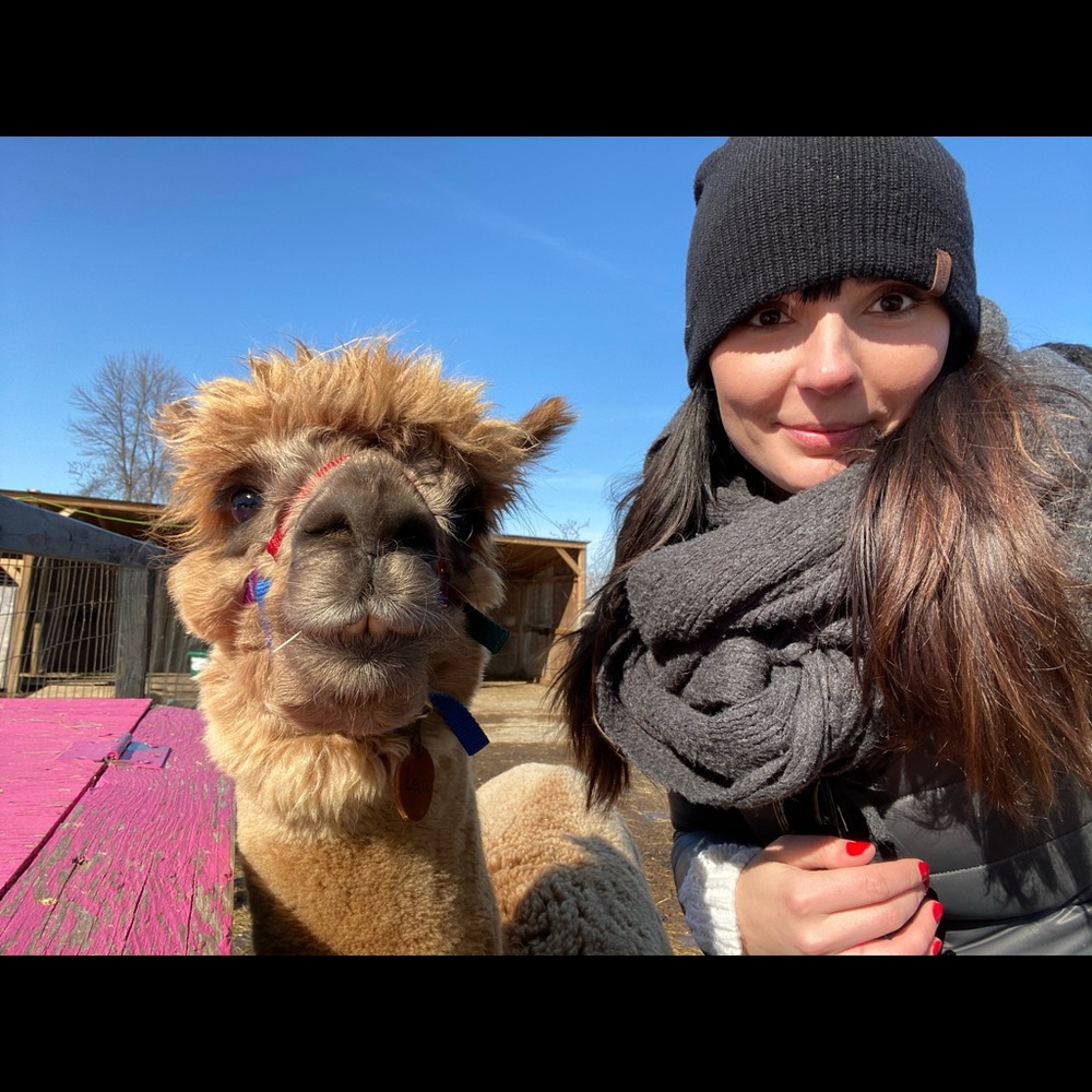 Meet your Posher, Elena